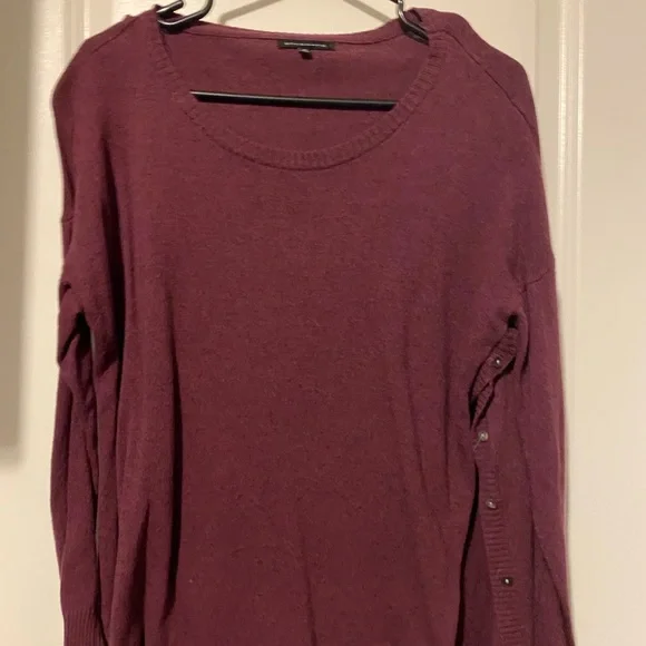 Sweater - Picture 2 of 4